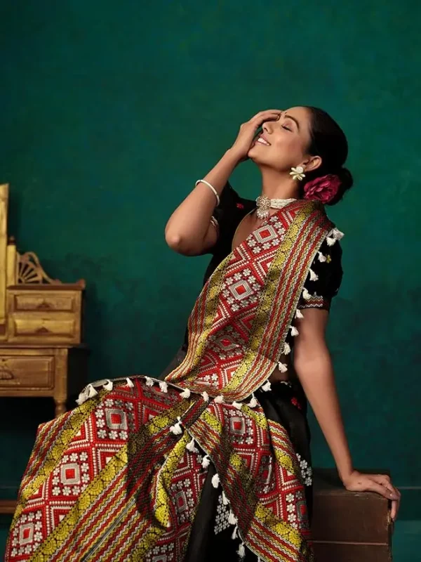 EthnicJunction Women's Assamese Mekhla Chador Cotton Blend Woven Saree With Blouse Piece - Image 3